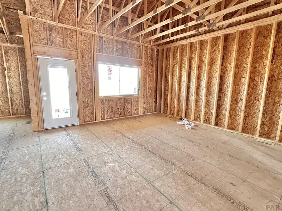 927 E Moonbeam Dr, Pueblo West, CO 81007 - Image #3