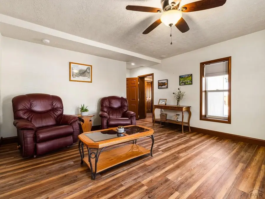 826 Griffin Ave, Canon City, CO 81212 - Image #3