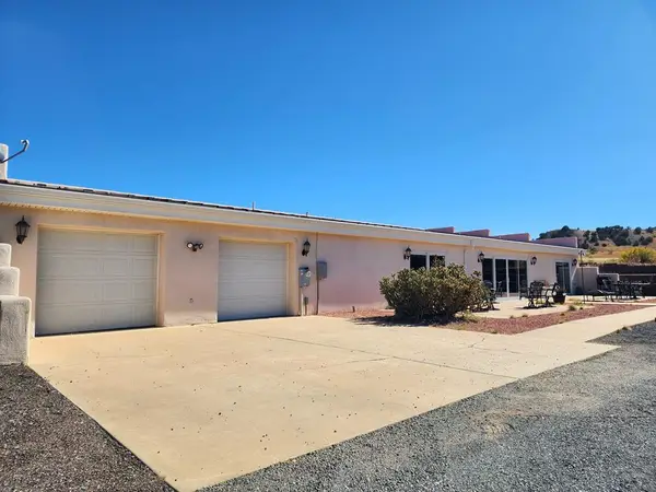 4744 Horse Creek Rd, Pueblo, CO 81004