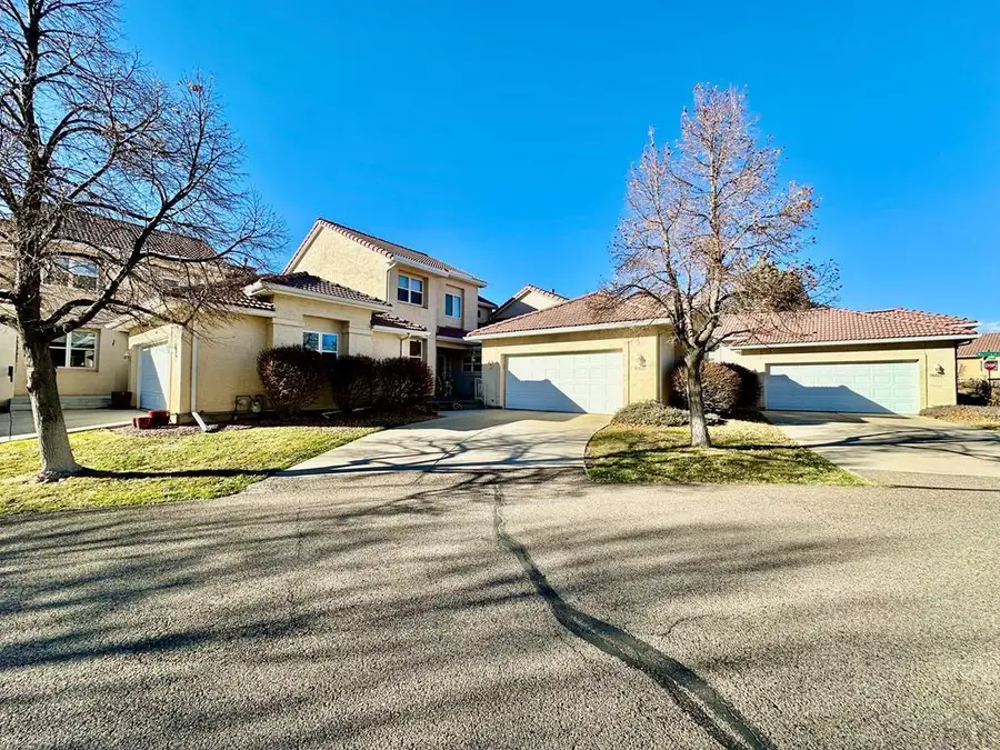4402 Turnberry Crescent, Pueblo, CO 81001 - Image #2