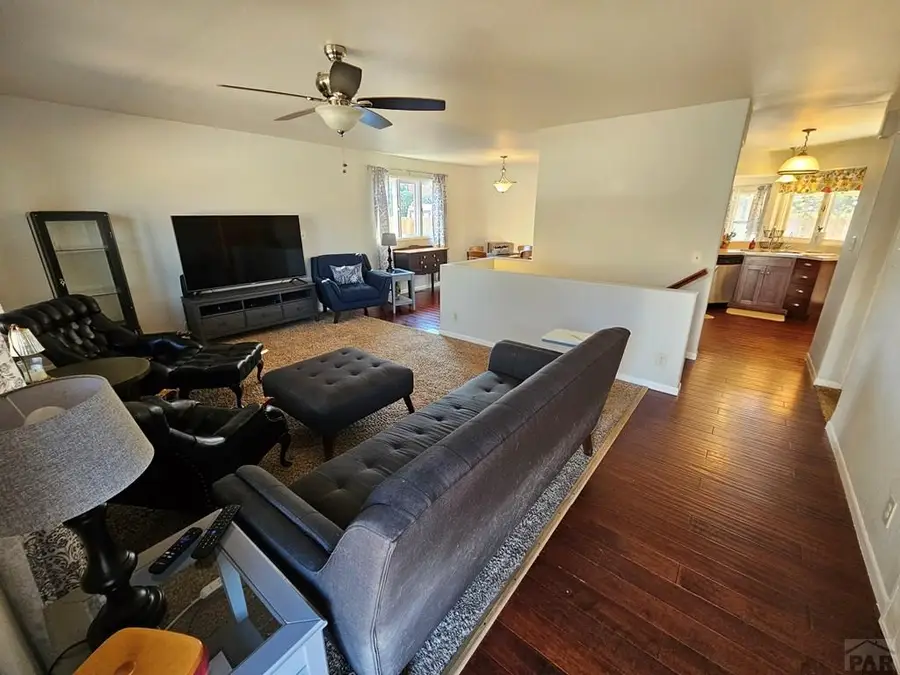 619 Willow Valley Dr, Lamar, CO 81052 - Image #2