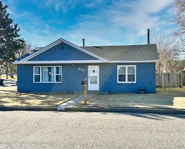 210 Pine St, Lamar, CO 81052