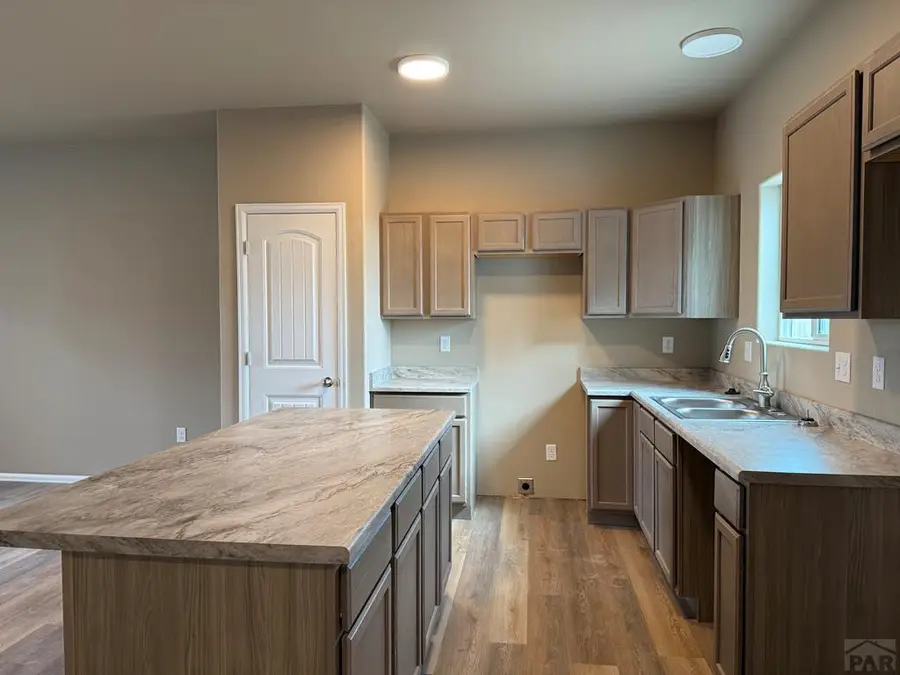 3526 Wapiti Ln, Pueblo, CO 81005 - #3