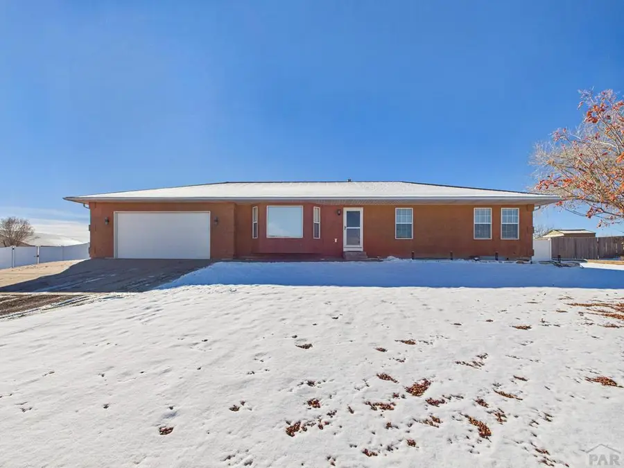 1152 E Ranch Dr, Pueblo West, CO 81007 - Image #2