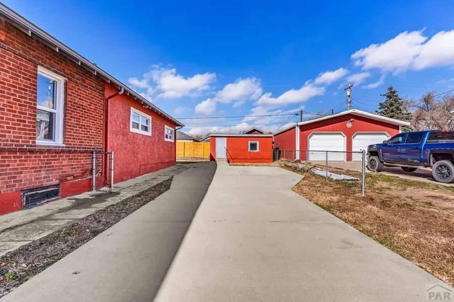 228 W 3rd St, Walsenburg, CO 81089 - Image #3