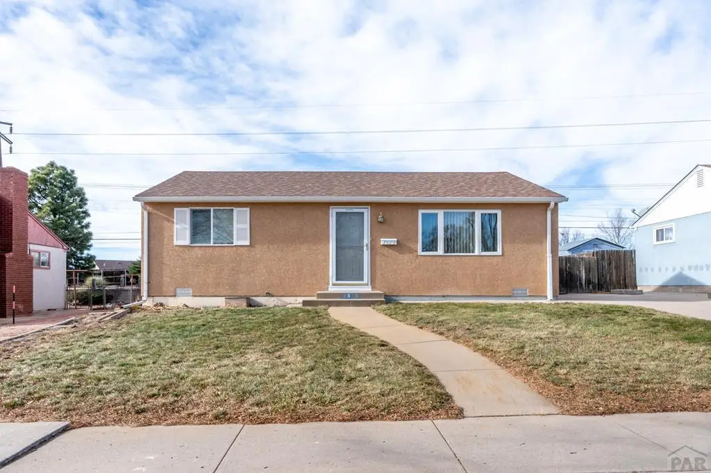 1523 Jerry Murphy Rd, Pueblo, CO 81001 - Image #1