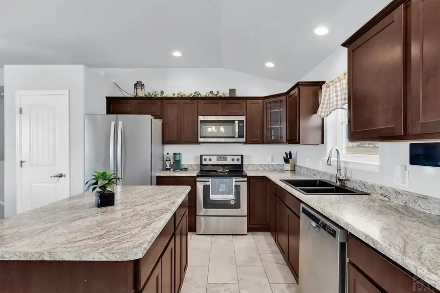 977 E Sumac Dr, Pueblo West, CO 81007 - Image #3