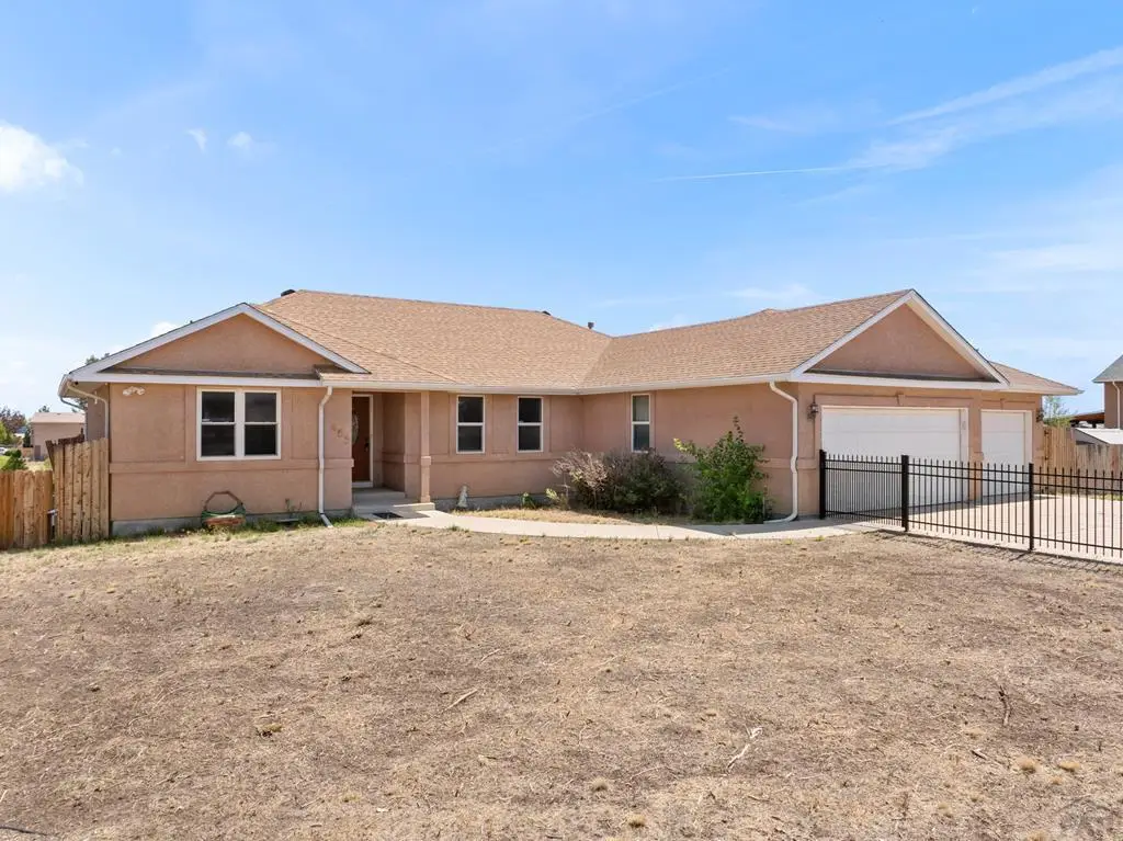 463 E Fraser Dr, Pueblo West, CO 81007 - Image #1