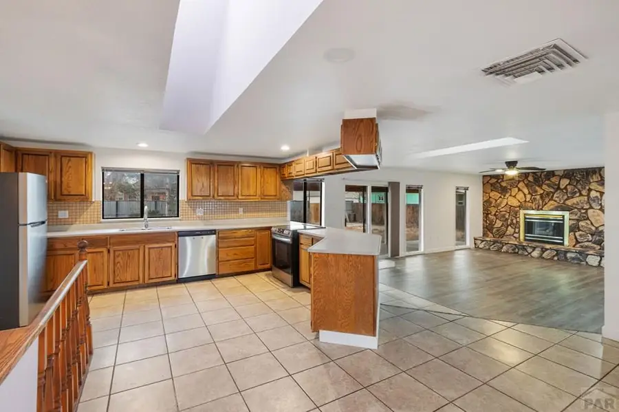 609 E 5th St, Pueblo, CO 81001 - Image #2