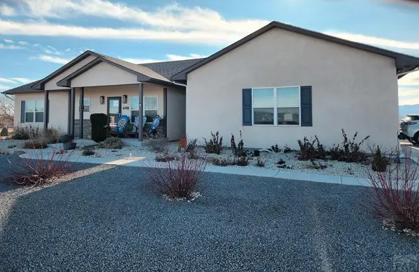 698 W Mcculloch Blvd, Pueblo West, CO 81007