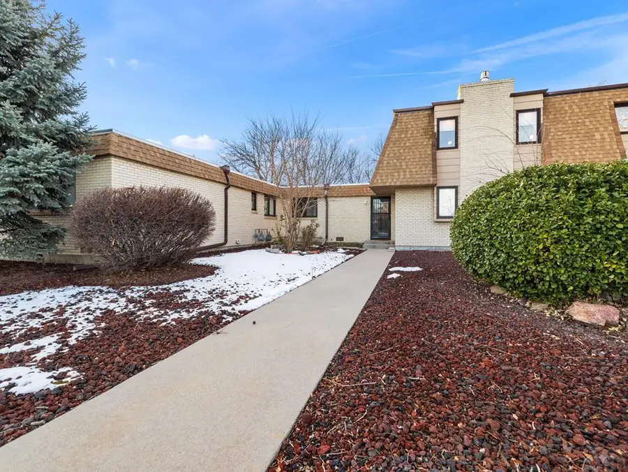 48 Regency Blvd #E, Pueblo, CO 81005 - Image #2