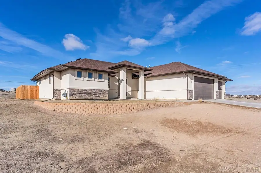 1025 N Dalton Brothers Dr, Pueblo West, CO 81007 - Image #2