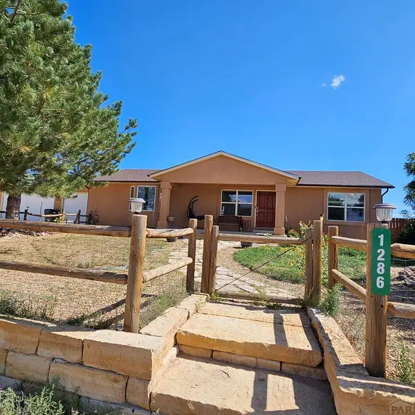 1286 N Ladonia Dr, Pueblo, CO 81007