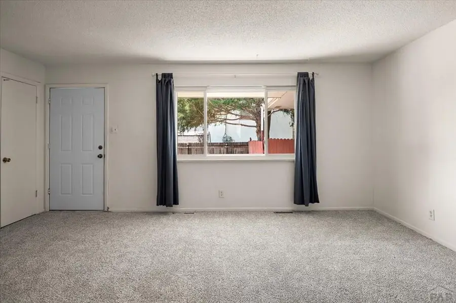 3215 Baltimore Ave, Pueblo, CO 81008 - Image #2