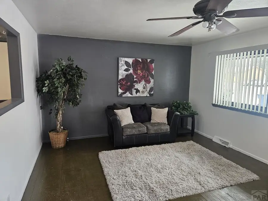 2128 Oakwood, Pueblo, CO 81005 - Image #2