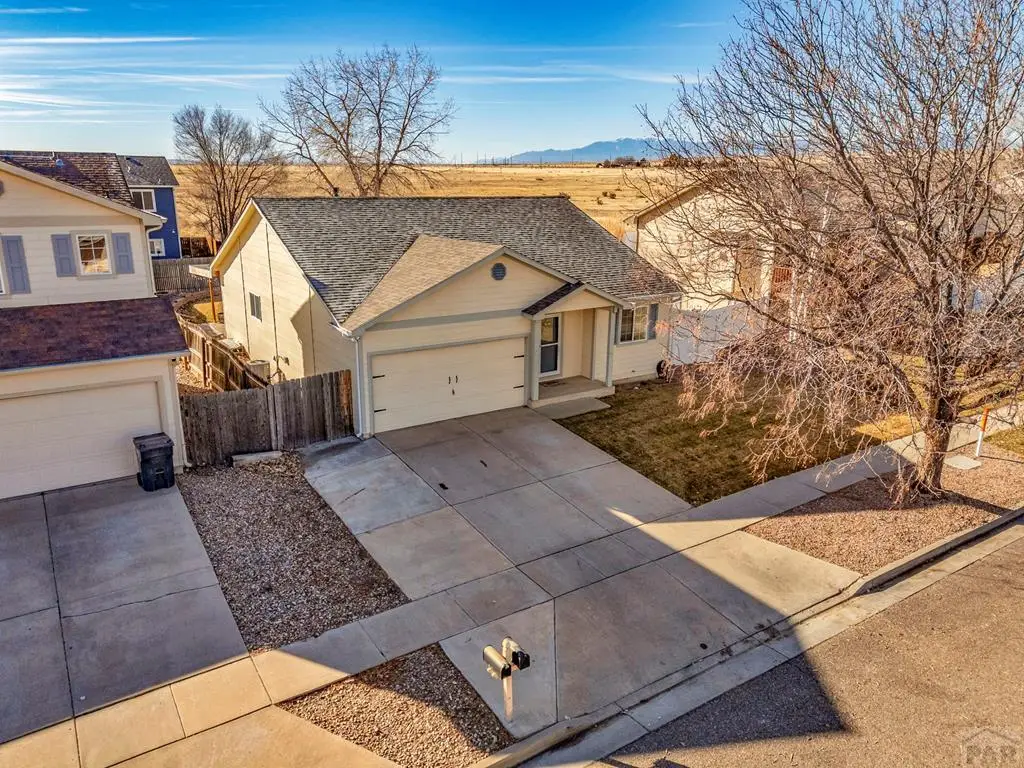 3806 Pronghorn Lane, Pueblo, CO 81005 - Image #1