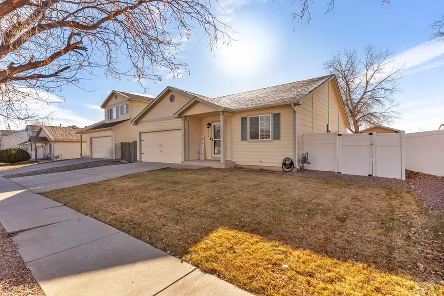 3806 Pronghorn Lane, Pueblo, CO 81005 - Image #2