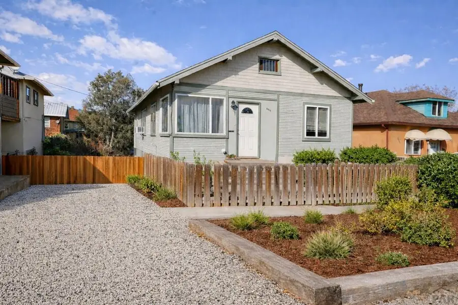 403 E 7th St, Trinidad, CO 81082 - #2