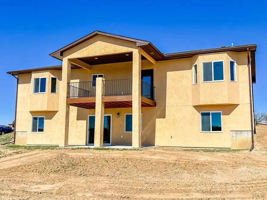 914 S Greenway Ave, Pueblo West, CO 81007 - Image #2