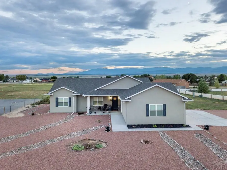 712 W Mcculloch Blvd W, Pueblo West, CO 81007 - Image #2