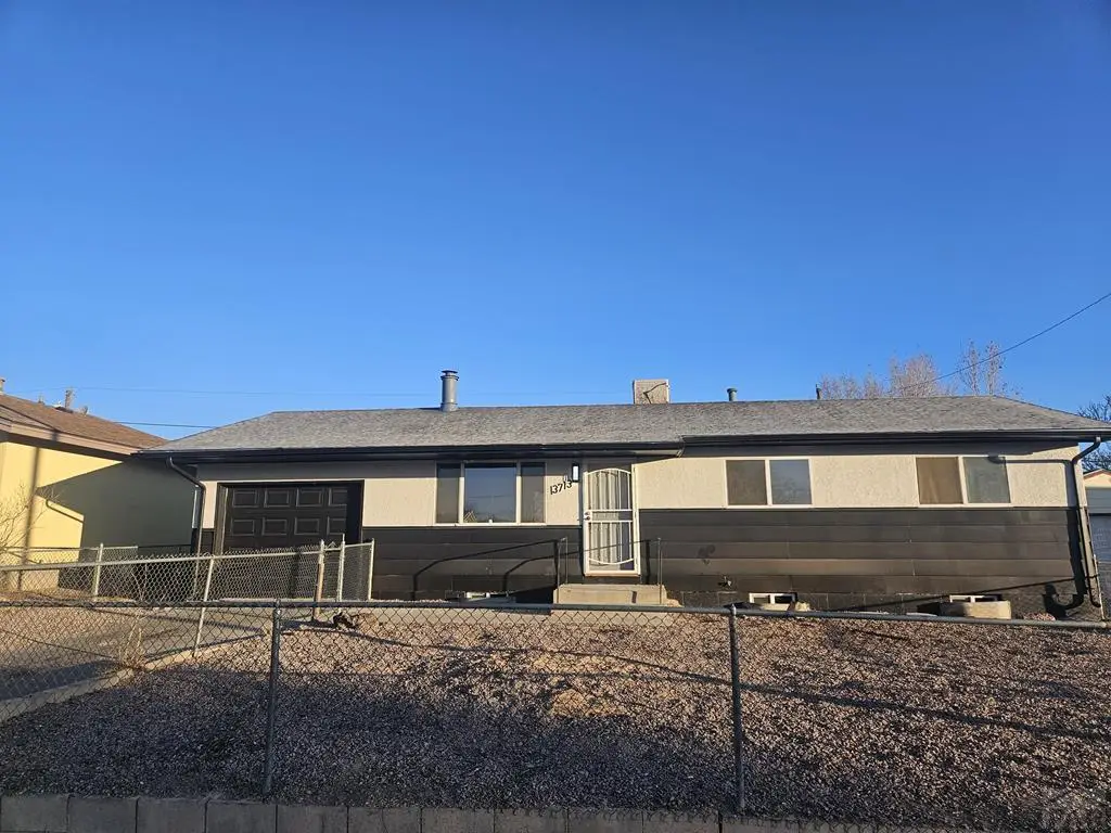 3713 Lancaster Dr, Pueblo, CO 81005 - Image #1