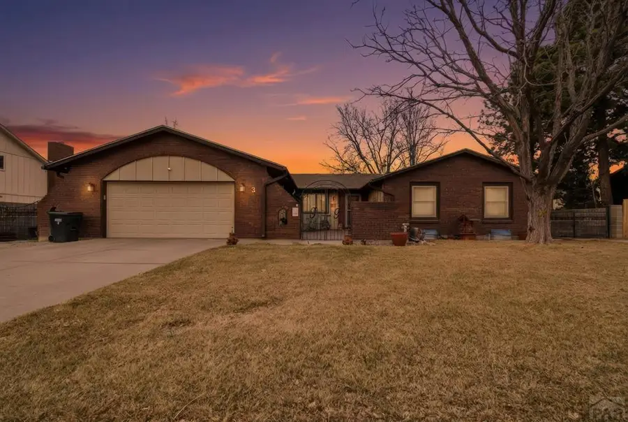 3 Queensbridge Dr, Pueblo, CO 81001 - #2