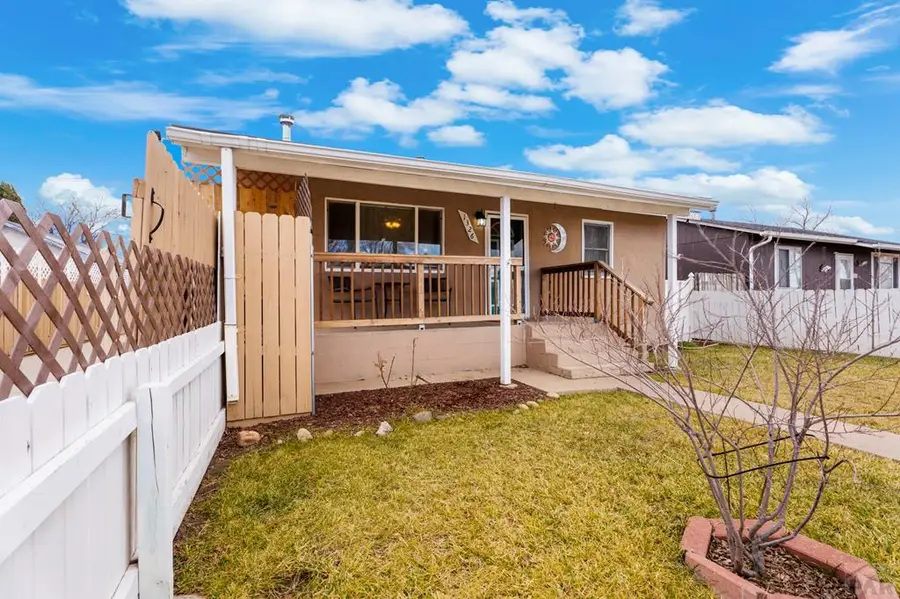 1326 E River St, Pueblo, CO 81001 - #2