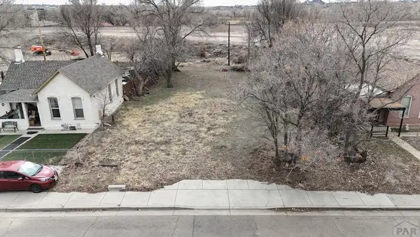 918 Damson St, Pueblo, CO 81001