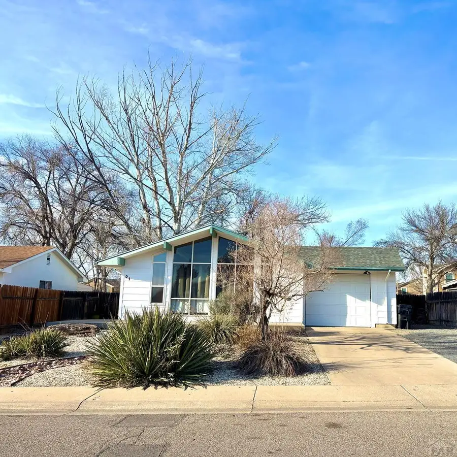 21 Glenmore Rd, Pueblo, CO 81001 - #2