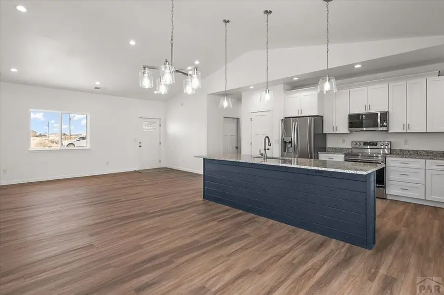 455 E Chadwick Dr, Pueblo West, CO 81007 - #2