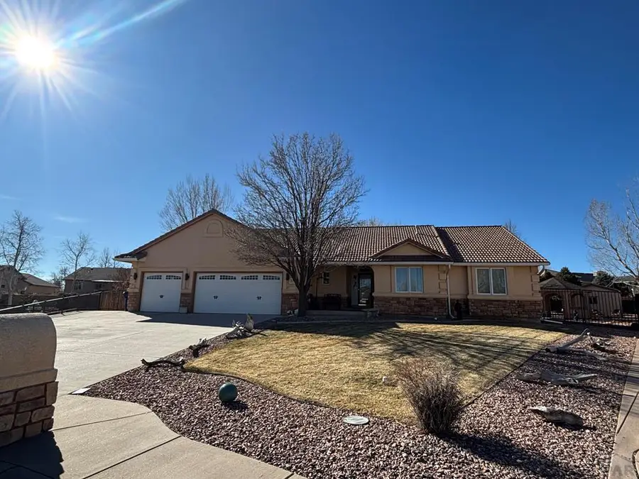 11 Malibu Court, Pueblo, CO 81005 - #3