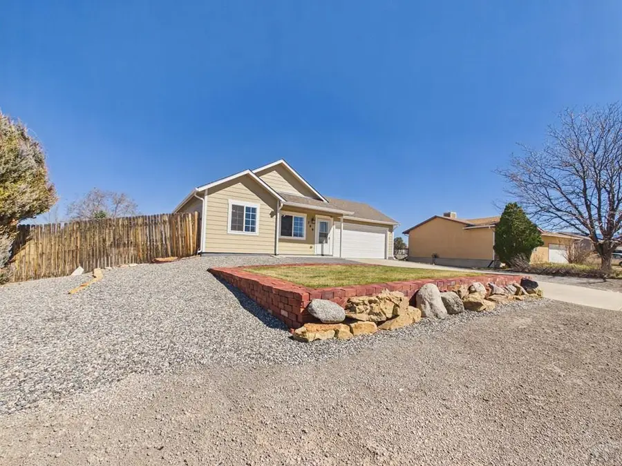 780 S Wolcott Dr, Pueblo West, CO 81007 - #2