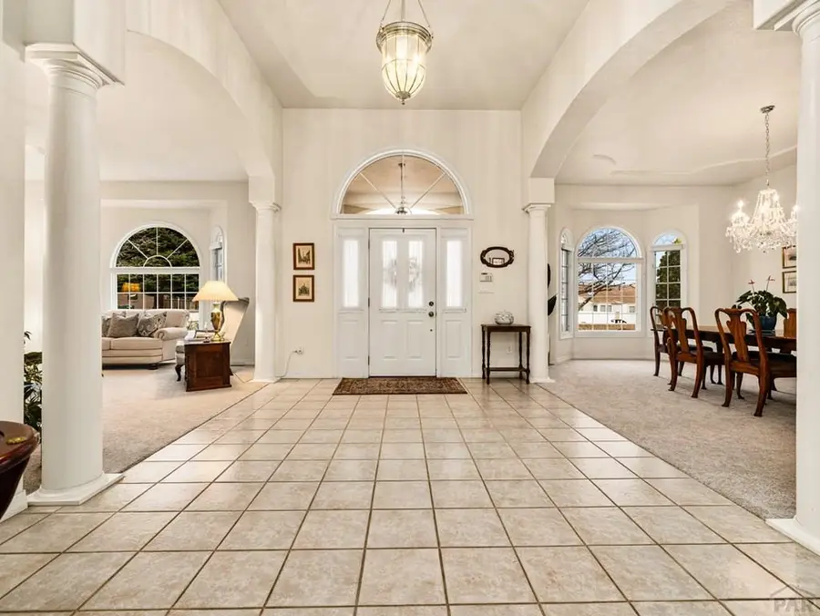 210 Bridle Trail, Pueblo, CO 81005 - #2