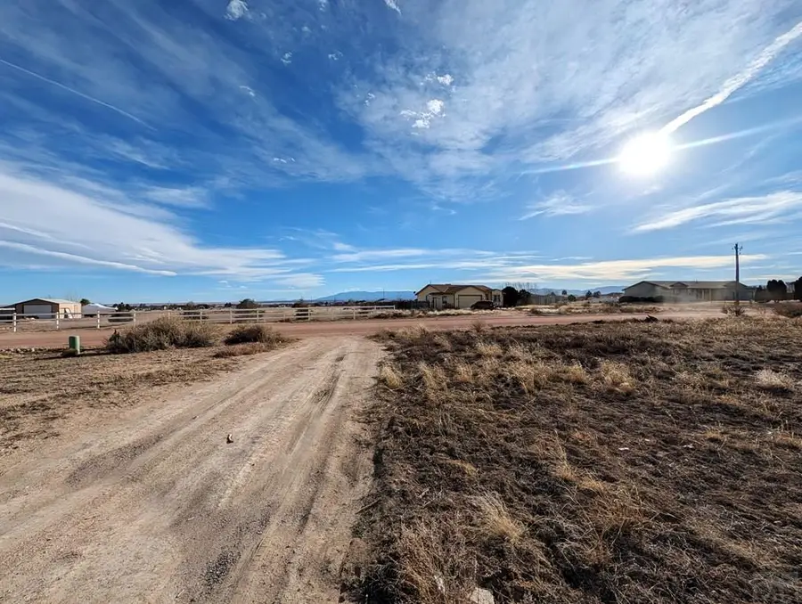 973 W Meadowmoor Dr, Pueblo West, CO 81007 - #3