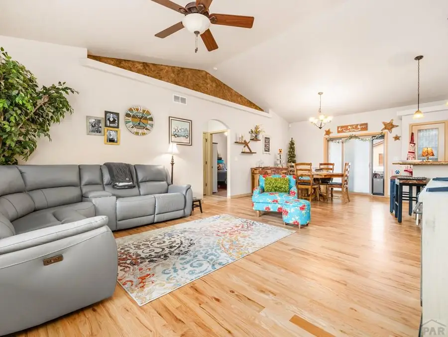 2309 Meadowlark Ln, Pueblo, CO 81008 - #3