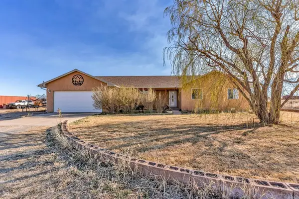 8722 County Rd Kk, Manzanola, CO 81058