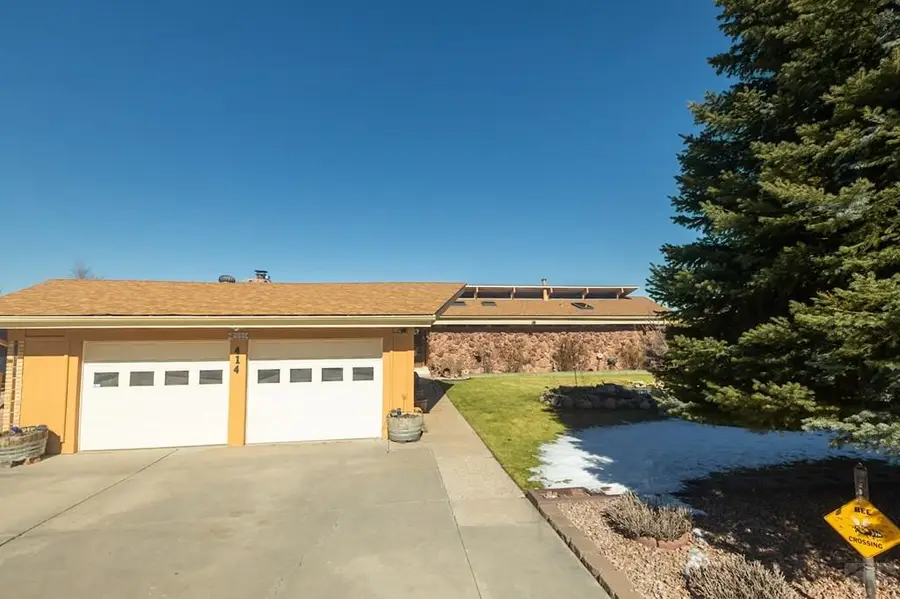 414 Chamberlin Pl, Colorado Springs, CO 80906 - #2