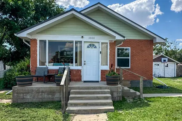 1006 Maine St, Eads, CO 81036