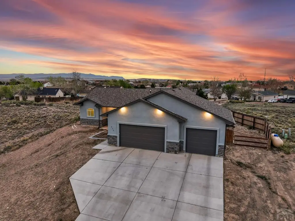 171 W Legend Dr, Pueblo, CO 81007 - #1