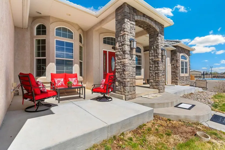 1073 W El Esperante Dr, Pueblo West, CO 81007 - #3