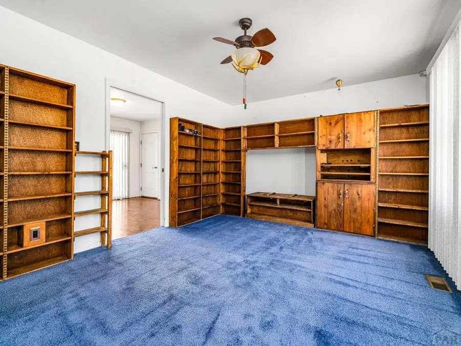 214 S Circle Dr, Pueblo West, CO 81007 - #3