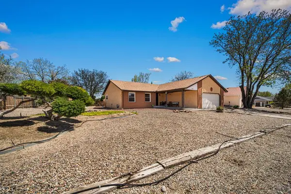 120 S Golfview Dr, Pueblo West, CO 81007