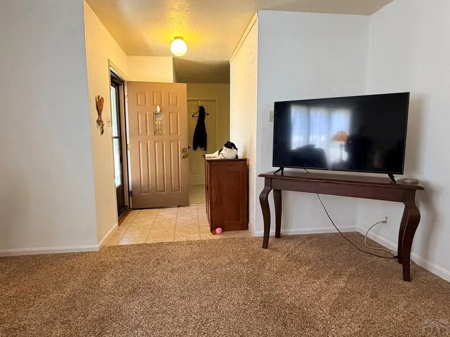 142 Douglas Lane, Pueblo, CO 81001 - #2