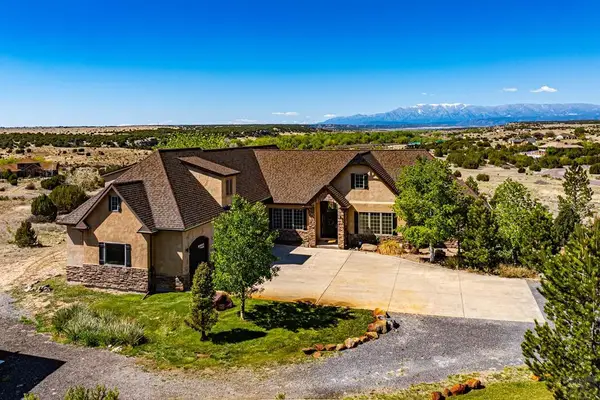 5672 St Charles River Dr, Pueblo, CO 81004