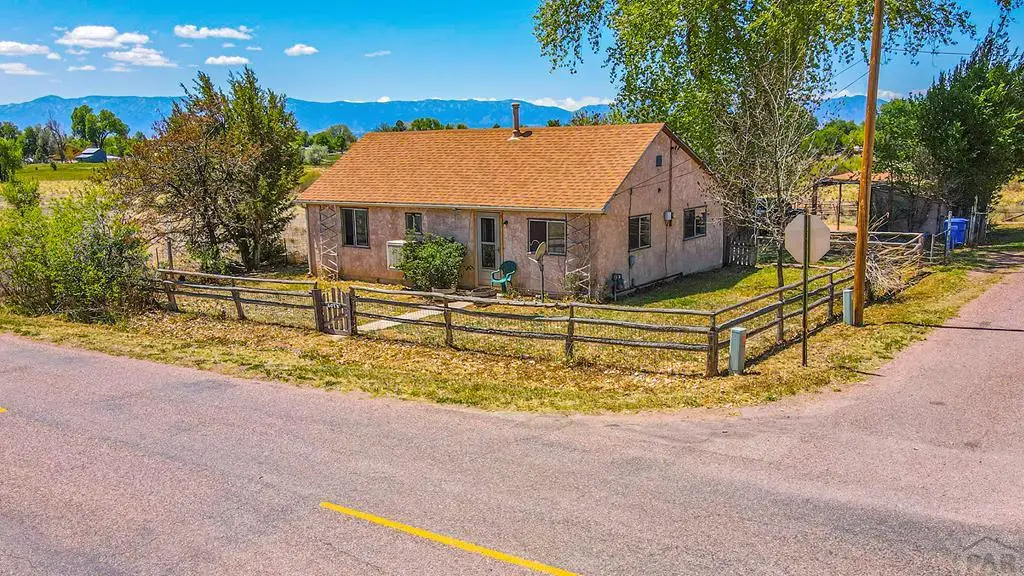 603 K St, Penrose, CO 81240 - #1