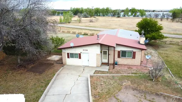 5729 Lake Beckwith Pl, Colorado City, CO 81019