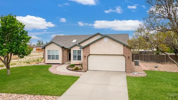 106 S Golfwood Dr W, Pueblo West, CO 81007