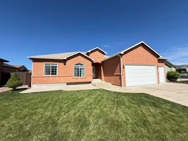 3313 Lions Pride Ln, Pueblo, CO 81005