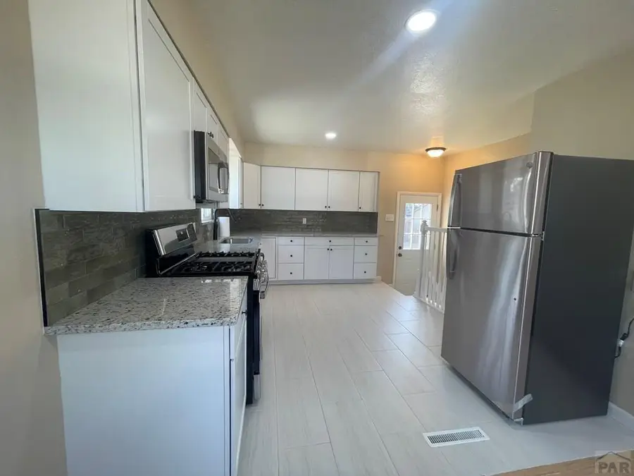 2117 Elmwood Lane, Pueblo, CO 81005 - #3