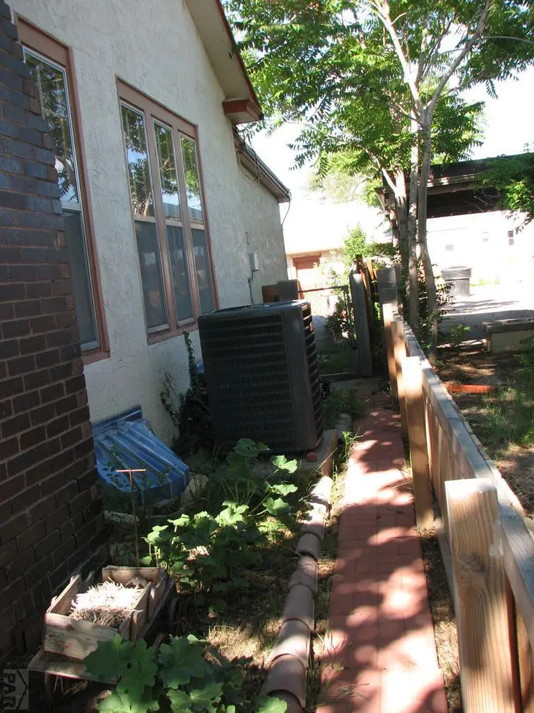 702 S Main St, Lamar, CO 81052 - #2